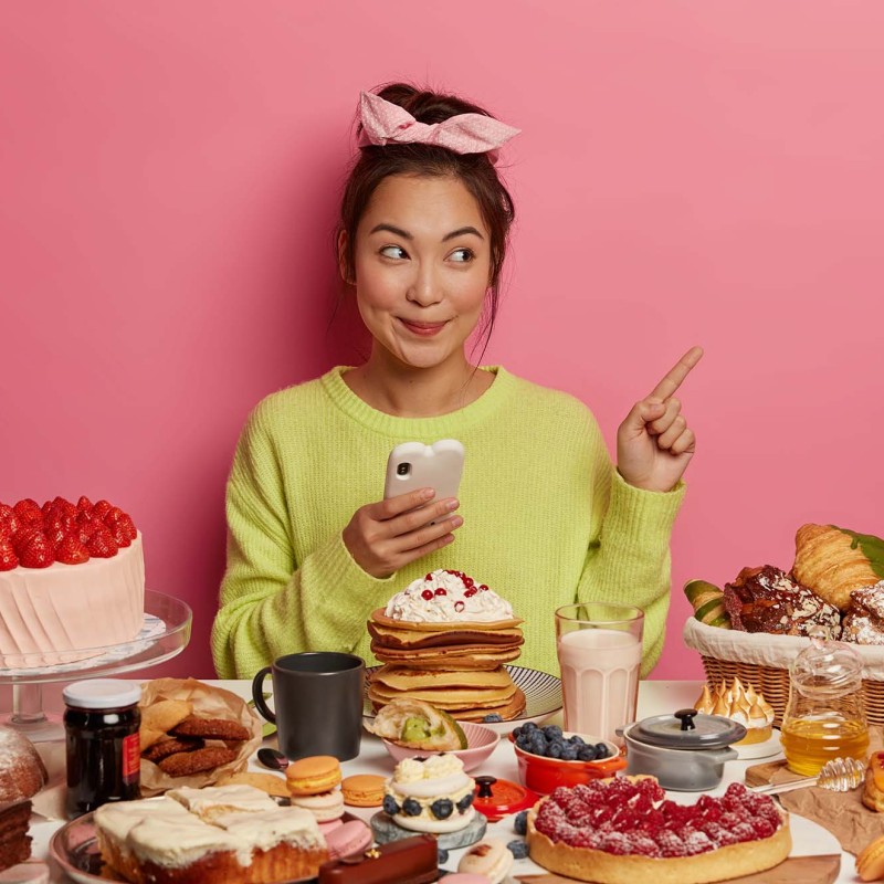 Mukbang (Başkalarının Yemek Yemelerini İzlemek) Nedir?