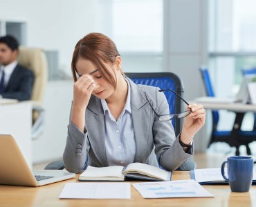 Stres: Nedir, Belirtileri, Baş Etme Yöntemleri Nelerdir?